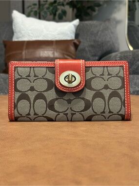 NEW - Authentic Y2K Vintage Coach Hampton Signature Leather Wallet burnt orange